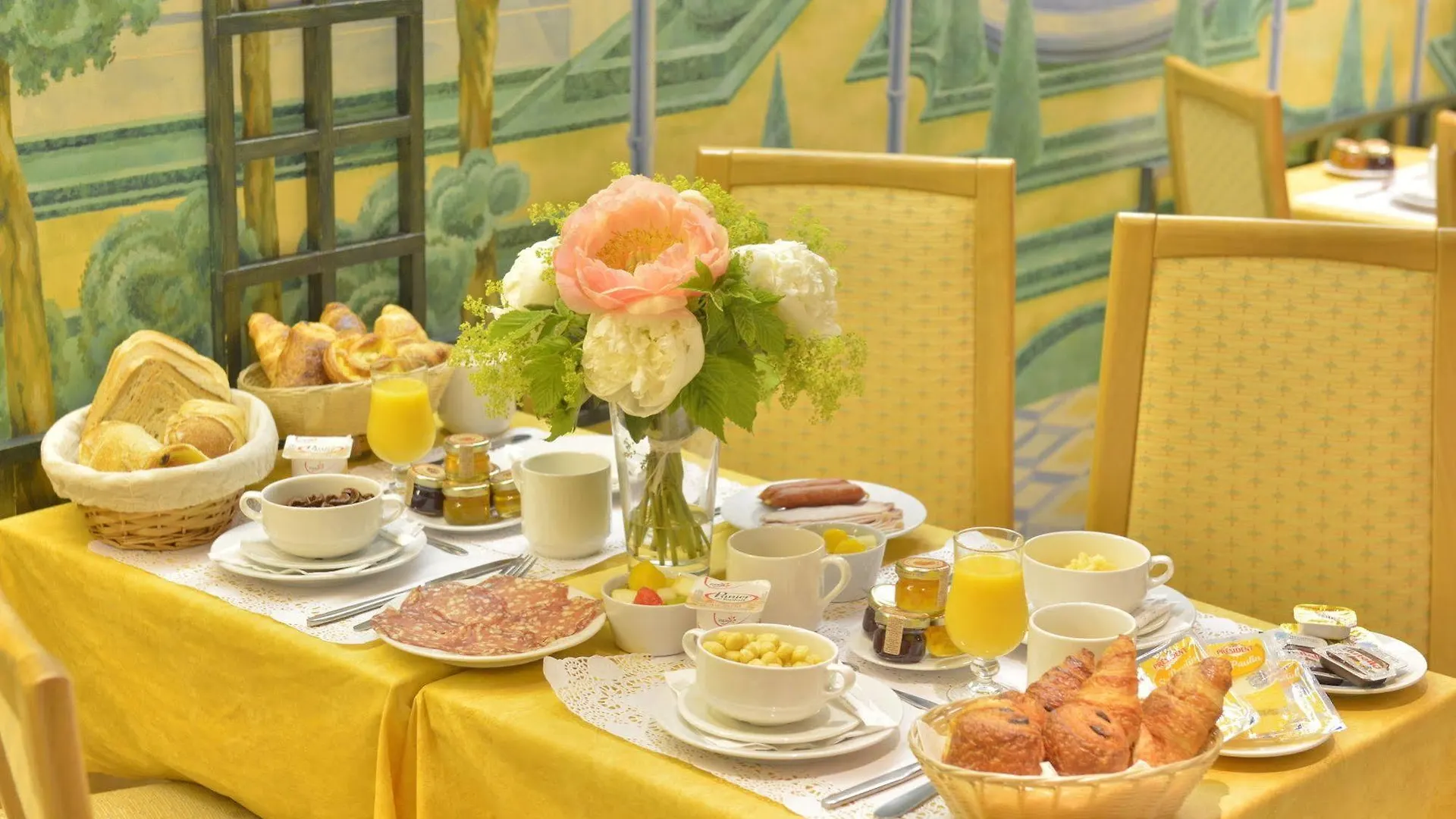 Renoir Montparnasse 3* Paříž